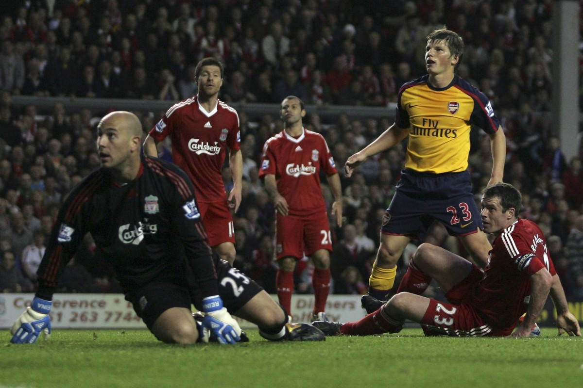 Ливерпуль арсенал 4 4 2009. Арсенал аршавин 4. Арсенал аршавин 4. Аршавин арсенал ливерпуль. Аршавин за арсенал 4:4.