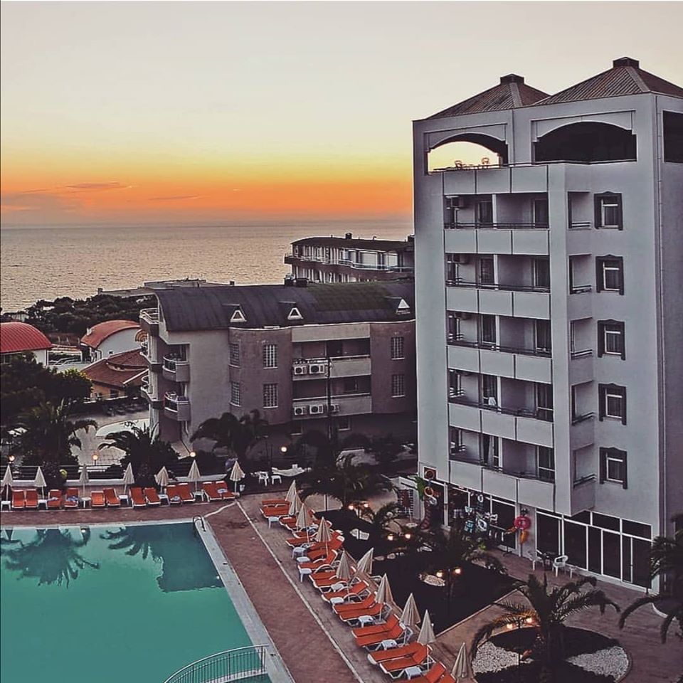 #tatil planlarken "ama manzarası da alıp götürsün bizi" dediğiniz oldu mu hiç?
Have you ever said "but the view should grip our imagination" while planning your #holiday ?
#ThePanoramaHill #kuşadası