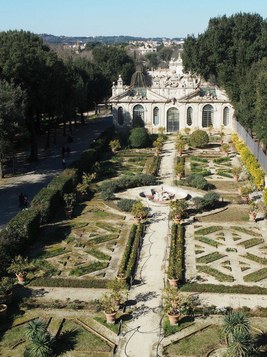 villa borghese gardens