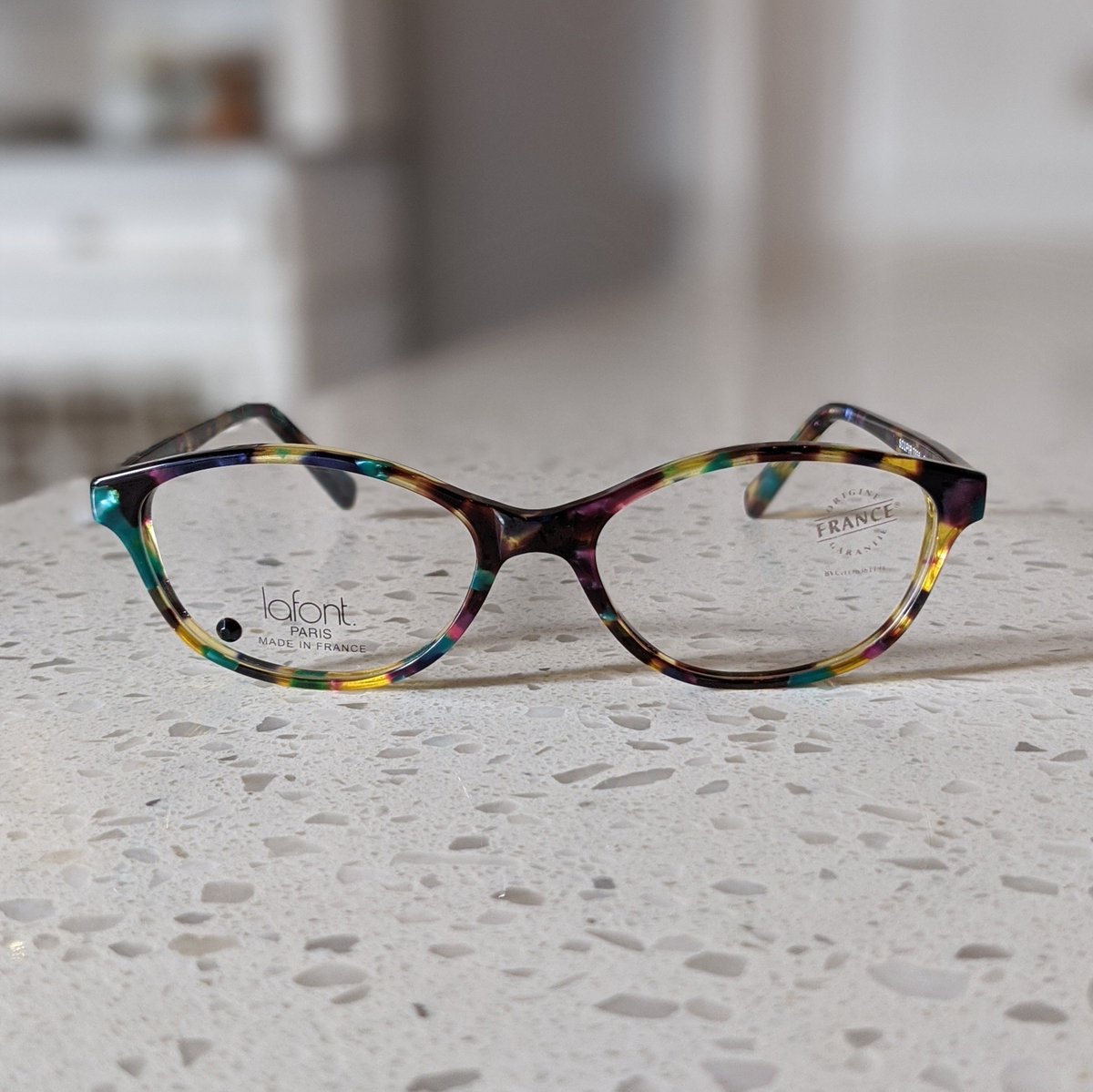 SalisburyEyes's tweet photo. Our Featured Frame Friday this week is this sweet, playful tortoise number from Lafont. We love the mix of greens, blues, and purples in the acetate and this one happens to be amazing for more petite women! @lafontparis #featuredframefriday #vision4thebury #independenteyewear https://t.co/FeJiEsMPEz