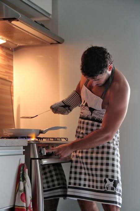 MasterBearBR's tweet photo. Algum submisso otário imprestável que gosta de servir o Mestre, sendo empregadinha em casa e fazendo tudo que o Mestre manda? Adoro fazer sub de capacho, e ainda receber grana, abre a carteira imbecil!
#submissao #otariosbancammacho #cashmaster #fetishpedemacho #masterandslave https://t.co/2KL2Yv3iJK