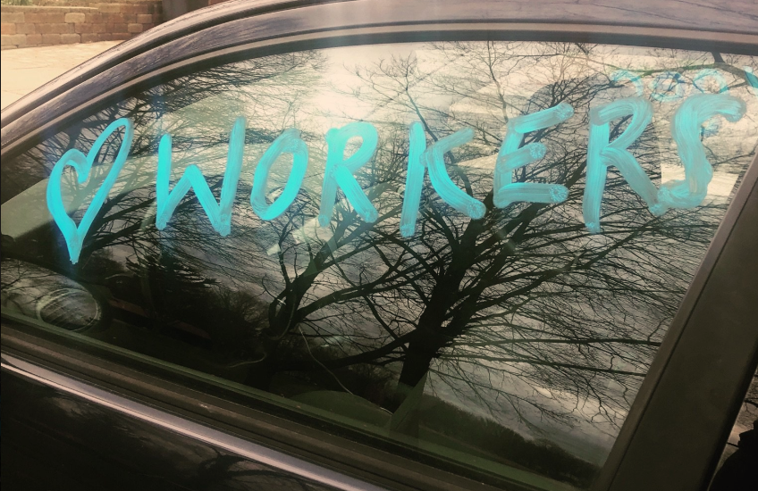 HuronValleyDSA's tweet photo. Car protest vibes #GEOCarRally #ContractThatWorks #WeLoveWorkers #LaborCreatesAllWealthAndGrades https://t.co/3CP1cplHOH