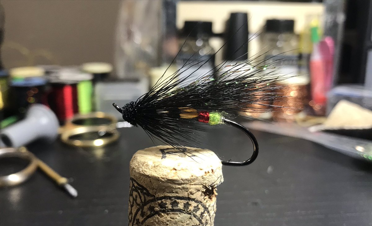 sharkeyd79's tweet image. Undertaker Muddler with some JC added for Glam.
#flytying #BePrepared #muddler #AtlanticSalmon #Sportfishing