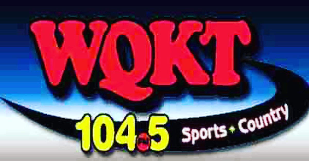 DCCWooster's tweet photo. This Easter there are two ways to hear a special message of Hope from @DCCWooster @pastorrich316 from the safety of your home and in pajamas! At 10 AM on Christian Radio WVMC 102.7 and at 12 PM on Wooster Radio WQKT 104.5 He is Risen; He is Risen Indeed!! #Easter2020 https://t.co/fxrCkBL9Ue