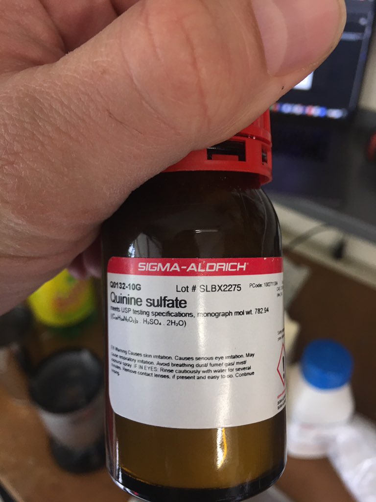 Making quinine simple syrup.We going over the legal limit of quinine for possible covid prophylaxis. 0.5g into 500mL simple (308g sugar into 308g water).