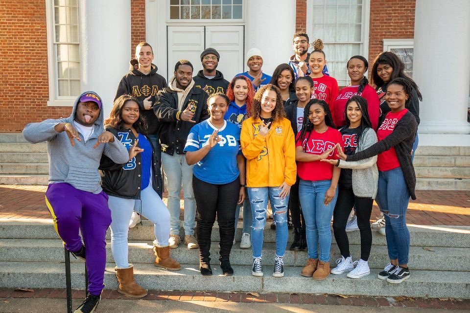 IotaBeta399's tweet photo. Black/minority Greek orgs host positive &amp; progressive programming through social, educational &amp; service lenses from the moment you become a student &amp; after you graduate. @UVA_NPHC programming is frequent (~ 2/3 events a week), &amp; our chapter can’t wait to meet everyone! #blackuva https://t.co/9PKRJydHuq