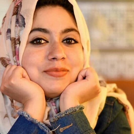 Kasidaqureshi's tweet photo. Huzoor Lazimi Hai Mehfilo Mein Babaal Hona,
Ek To Husn Qayamat Uspe Honthhon Ka Lal Hona.
#Kasida
@Komal__bhatiya @e_Parth_ @Shyam252511 @luckysi1599 @Shivani11854167 @cute_girl_priya @Nehareeka15 @Nirali_Solanki1 @sudzrocks @Narendra11110 @Vic_k_ey @_yourAshu_ @gunjanlove https://t.co/xng7bfZgOE