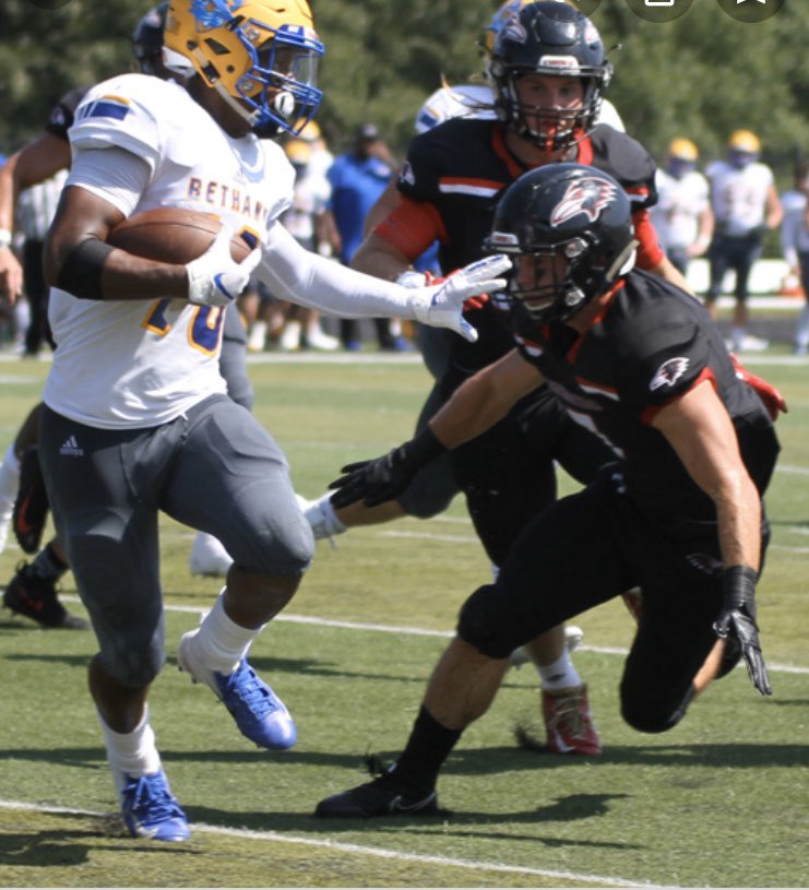 Fj_213's tweet photo. Blessed to receive an official offer from Bethany College @Coach_Peabody @SwedesFB @BethanySwedes https://t.co/hODxv3LwMy