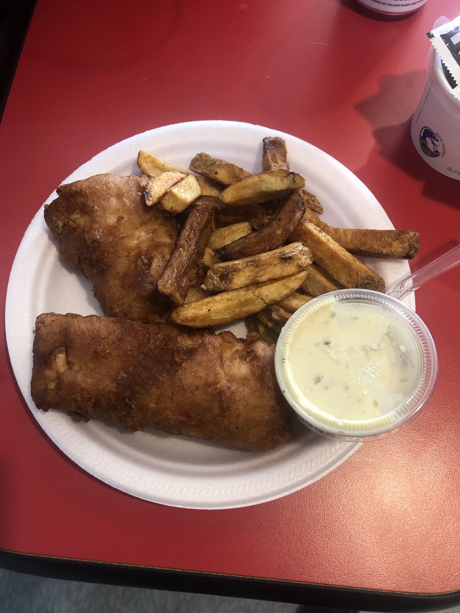 jessemodz's tweet photo. Scotian Style Take Out...best fish and chips I’ve had.

Check them out at https://t.co/pyrH8xs6xf 

This weekend they are doing something great to. All Emergency First Responders &amp; Health Care Workers can stop by for a free Fish &amp; chips or Halifax donair at no charge. 

Awesome. https://t.co/CAB93c2xrK