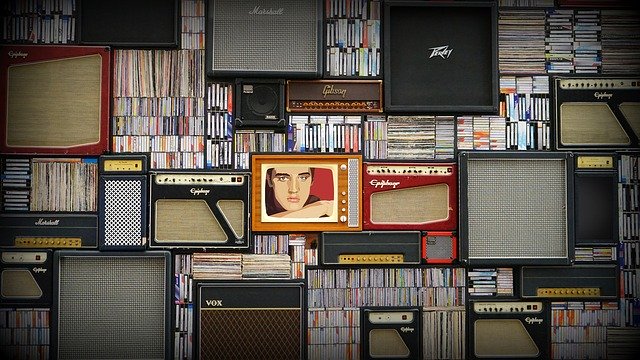 PyramidParrHall's tweet photo. Think you know your music? Try this album covers quiz and comment below with your score! 🎶📻
This way to quizland 👇👇👇 https://t.co/IrrGuuODAi
#Warrington #music #musicgeeks #letsgetquizzical https://t.co/g81reEtM2u