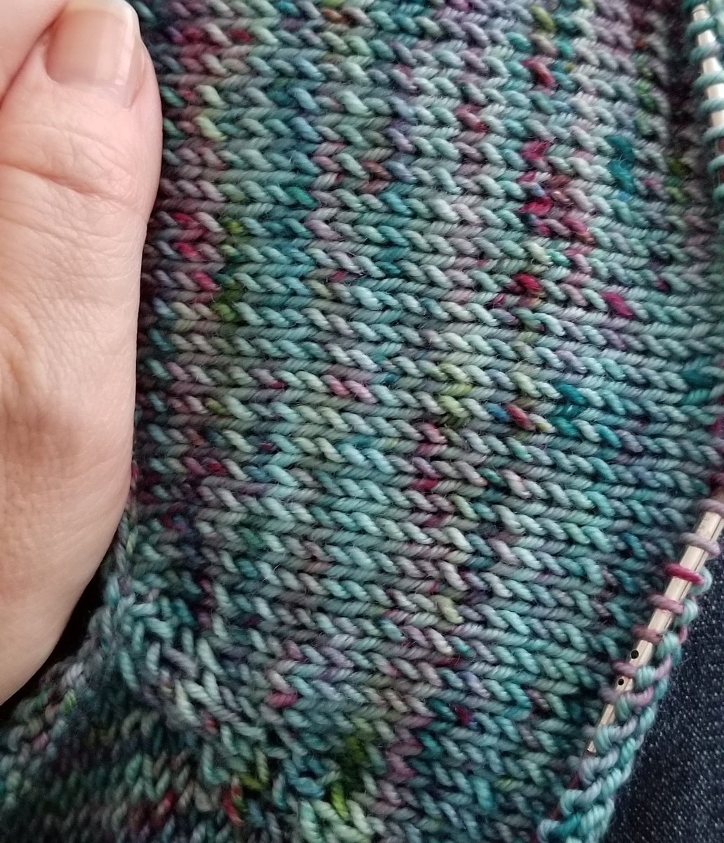 YarnEdit's tweet image. Working on my #DewDropsShrug by @cosmicpluto using @missbabsyarns Keira in Confetti colorway.  Really loving how it&apos;s turning out!
#techedit #fiberboss #transformyouryarn #yarnaddict #nevernotknitting #nevernotcrochet #idontjusttechedit #techediting #techeditor #techeditorforhire
