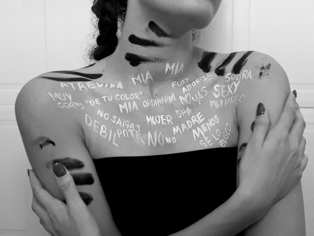 RrLia's tweet photo. @AVBot2 @vashappeninsoph #fotodia325 #inf115 feminismo🦋 https://t.co/JMwrJ3Pn6F