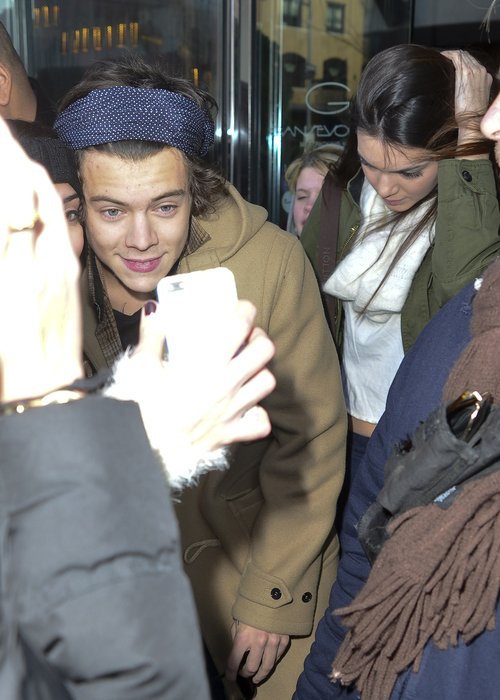 07 December 2013: Kendall and Harry out in NYC.