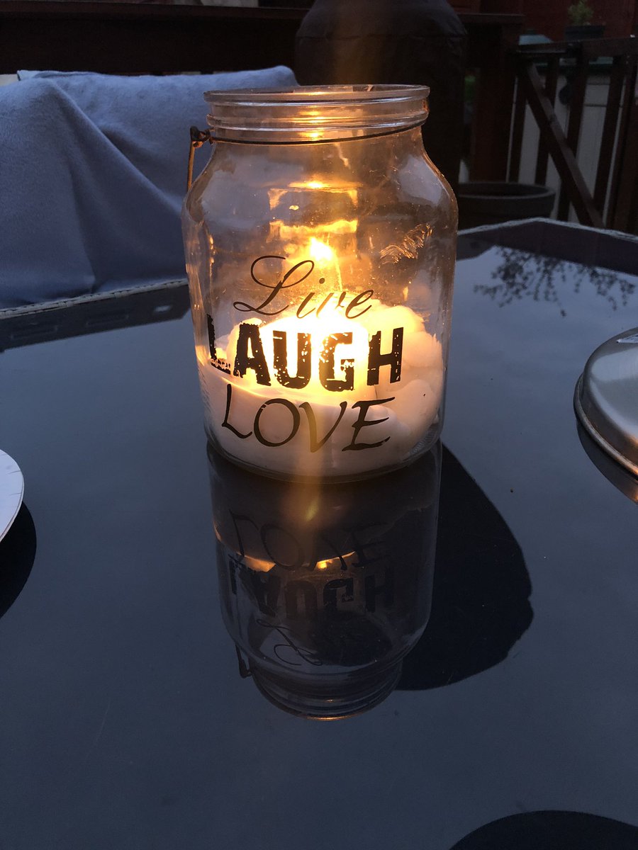 lynseY minihan tweet media