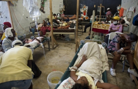 <a href="/BFMTV/">BFM</a> Il est fort dommage que <a href="/Francois_Ruffin/">François Ruffin</a> n'ait pas eu une jeunesse aventureuse et vécu dans un pays du tiers-monde...
Populiste au petit pied qui ferait bien de voyager avant de s'exprimer...