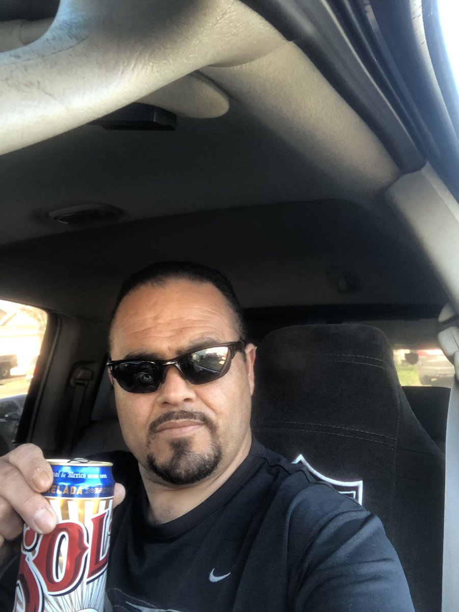 Jrg8Jrg's tweet photo. Come on Homie it’s Friday let’s Have a Chelada!!! #Cheladatime Homie 🍻 https://t.co/GwxprC7U5R
