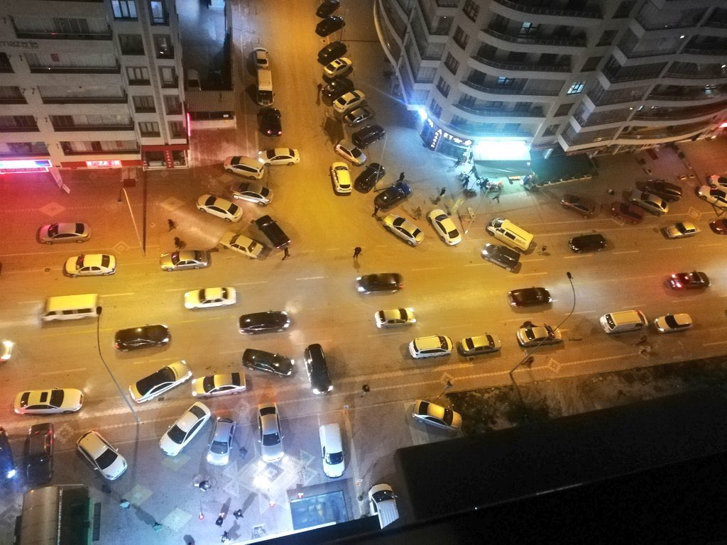 enginozkoc's tweet photo. Y Ö N E T E M İ Y O R S U N U Z !

#SokağaÇıkmaYasağı https://t.co/zFqdfnPihX