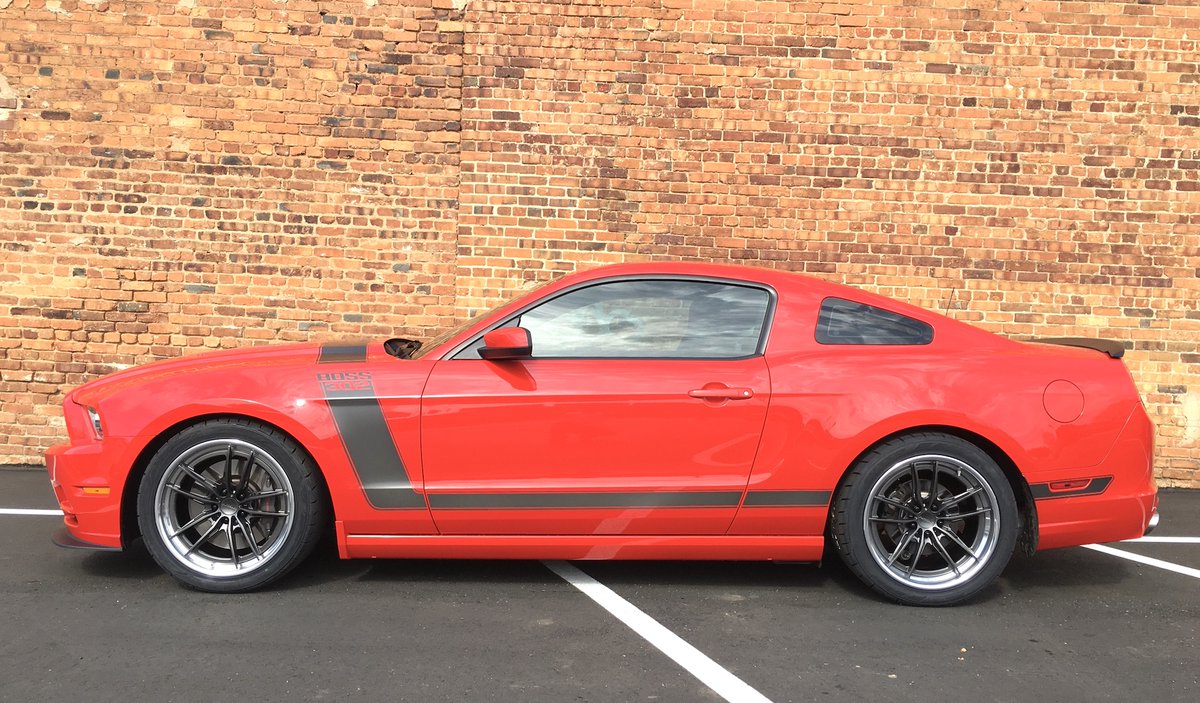 ForgelineWheels's tweet photo. Can a car be fun without ruining its drivability? Justin’s #ford #mustang on #forgeline #AL307 takes the subtle approach. https://t.co/mXpkceFFMQ https://t.co/L4vgAI6uDc