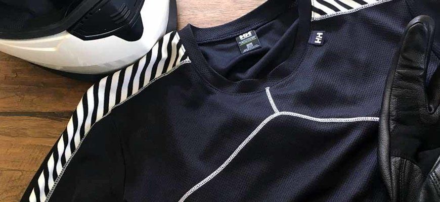 Motorrijders opgelet: deze shirts zijn geschikt om te dragen onder je leren of textielen motorpak. 👉  thrmwr.nl/3c3kFMX #motorrijden wordt zo een stuk fijner!