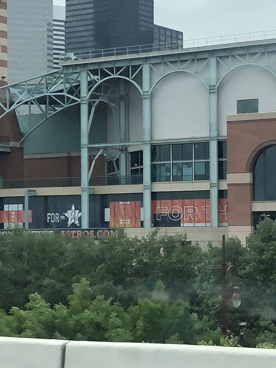 lovelearning75's tweet photo. Hearing there are plans of baseball starting gives me hope we might see our beloved @astros soon! Sad face as we drive by one of my favorite places to be. 🧡💙 #letsgobaseball @MLB https://t.co/Hxa7L0WpdA