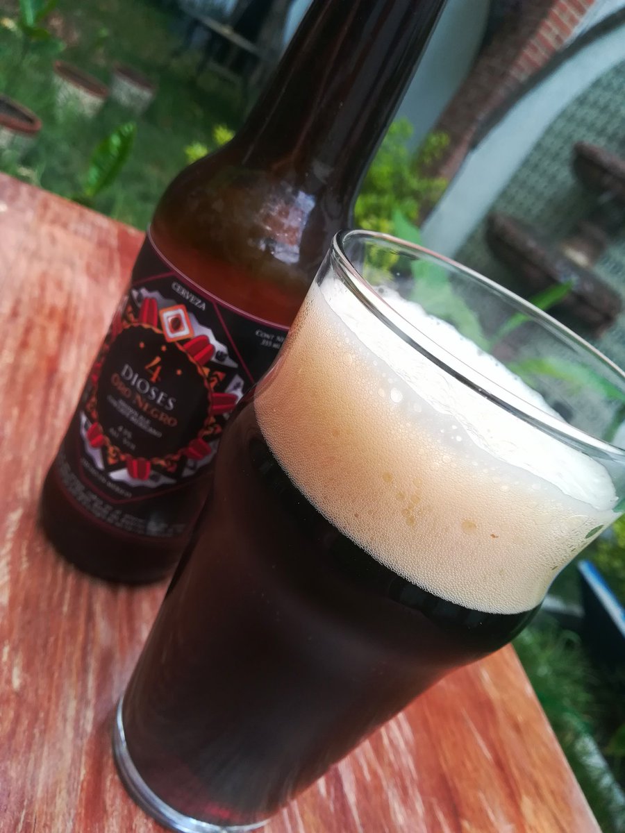 4_Dioses's tweet photo. Pues a disfrutar de una chela vespertina en casa #FelizViernesATodos #SemanaSanta2020 #COVIDー19 https://t.co/8t3BknFUZr