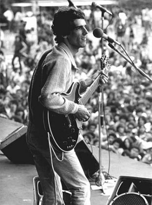 ImagenRetro's tweet photo. Luis Alberto Spinetta ✨ https://t.co/ed71S17dsa