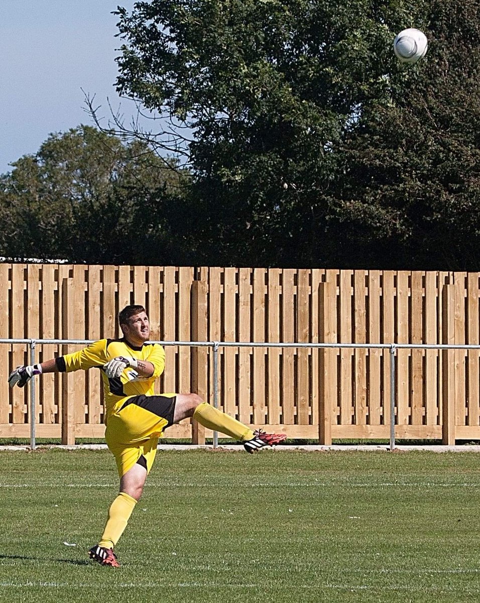 Thanks <a href="/ryanbeattie7/">Ryan Beattie</a> for the nomination, If you’re a football person join the challenge of posting a footy pic, once nominated you have 24hrs to post a picture of yourself as a player or donate £30 to charity  
I nominate <a href="/RossAtkinson117/">Ross</a> <a href="/jordyjords7/">jordan</a> @KieranDaughter1