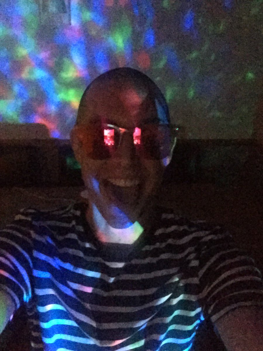 kevin_stamp's tweet photo. Loving the Kissfest vibes! ⁦⁦@KissFMUK⁩ #stayathome #keepsafe #havefun https://t.co/48fFxtfiwn