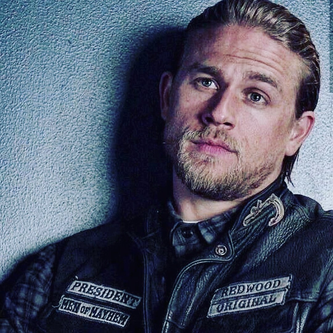 Happy Birthday Charlie Hunnam 