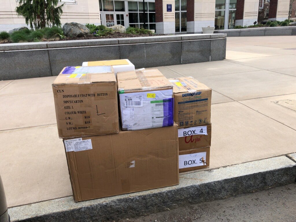 JMRothberg's tweet photo. Why do we need more coronavirus tests? We actually need different types of tests. When you want to know early if you have #Covid19 (before symptoms) you want a molecular test. We are making an AT-Home #molecular #test, since that scales well. Delivered today @Yale for validation. https://t.co/Jb4ShVCPfb