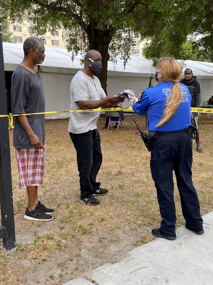 OrlandoPolice's tweet photo. GREAT JOB: CSO Supervisor DeFerrari decided to spend hours on her off time sewing cloth masks to outfit not only all CSOs, but to bring to @salarmyorlando & @OURMission1948. She wanted to make sure the homeless in the area had access to some protection. #randomactsofcommunity https://t.co/hiag4HaQ2o