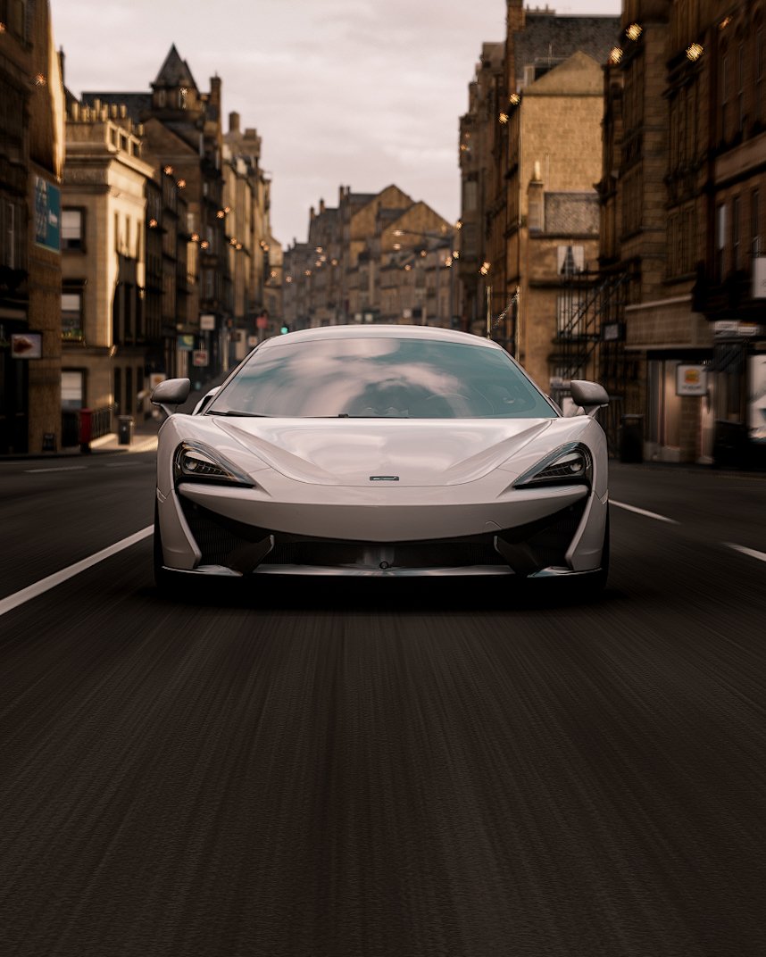 ActuallyPlaying's tweet photo. @XboxSupport @ForzaMotorsport This photo has nothing to do with servers being down. (Forza Horizon 4) https://t.co/OQhfsOk1KJ