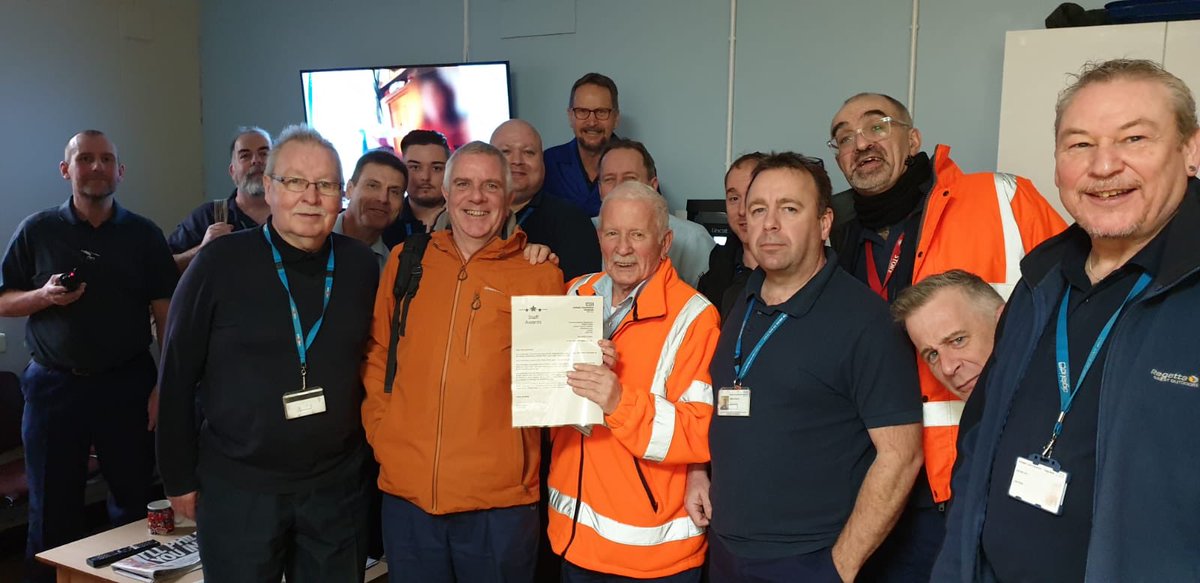 This team makes me feel so proud😀The General Porters at LCH putting their talents to  use by building up flat pack furniture to help get a escalation ward ready 👍👏👏👏
Fabulous Teamwork 😀 — ￼feeling proud at Lincoln County Hospital.<a href="/MorganCEO/">Andrew Morgan</a> <a href="/mrayson/">Martin Rayson</a> <a href="/ULHT_News/">NHS United Lincs</a> @mbrassin76