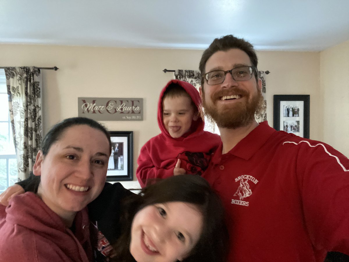 mcgeemd's tweet photo. Brockton Online Spirit Day!
#boxerpride #brocktonboxers #brocktonhighschool https://t.co/3caQjoVv0J