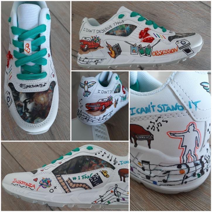 tjjackson's tweet photo. When you challenge your fandom with the #obsessionchallenge and Silvia from Holland creates these cool kicks! ๐ณ๐๐ฝ๐ #tjjackson #obsession #fanfriday https://t.co/U5W81meot7