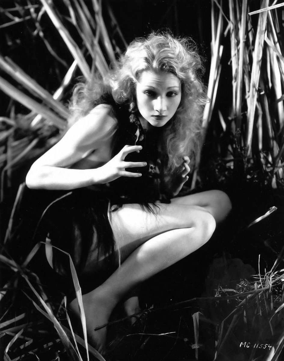 Dressed in skimpy “goddess” outfits, Edwina was particularly vulnerable to the jungle environment and had to deal with sunstroke, biting ants, tse-tse flies and snakes. She was hurt falling out of a tree and contracted sleeping sickness, dysentery and malaria. Publicity stills: