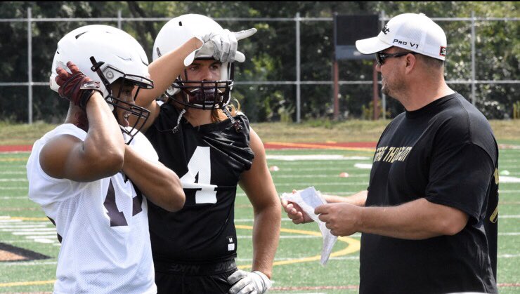 LilFuzzle's tweet photo. #ECFootballFamily https://t.co/r7W5KA7TXZ