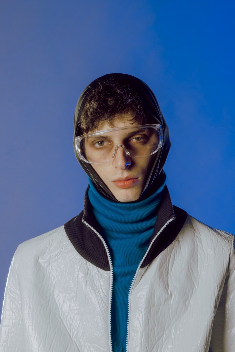 DIGITAL ZOMBIES by photographer Luca Adriano Assis toksickmagazine.com/digital-zombie…