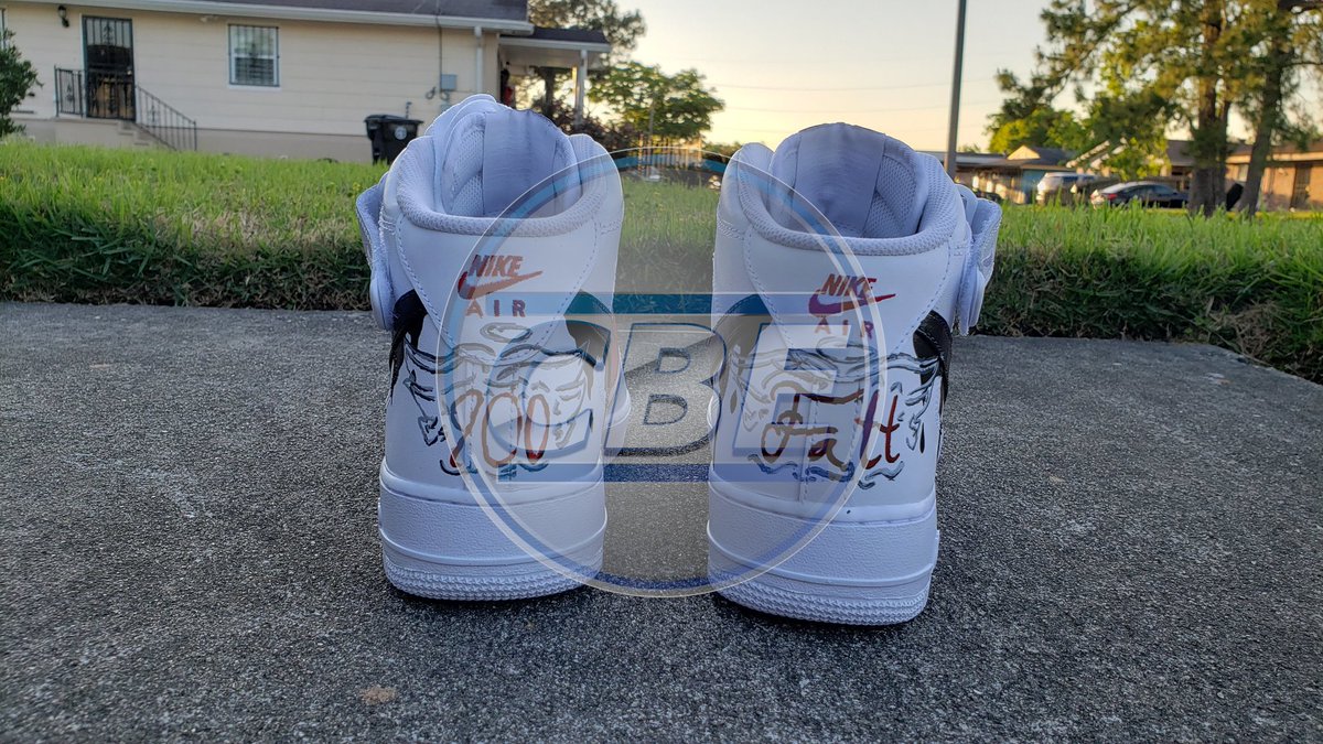 'Fatt 900'
Nike Air Force One High
Size: 15
.
.
.
.
.
.
@zionwilliamson @thecustommovement
#airforceones #customairforceone #customs #customsbyeli #customshoes #customgnikes #gnikes #godsent #neworleans #shoeart #shoelove