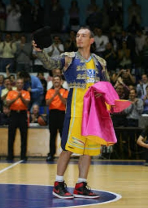 vision_Beyond3's tweet photo. #ItsNotWorthGivipUp #AnimoAzofra #QueSalganLosToreros #LigaEndesa #ACB #Baloncesto #EstuSi https://t.co/417xTVqNIf