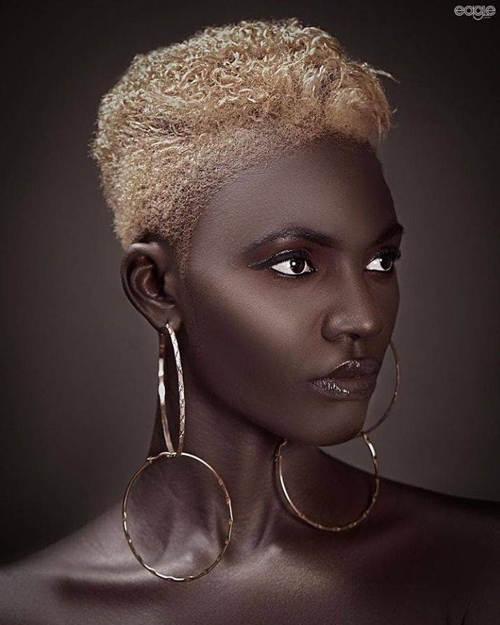 Priscalt_off's tweet photo. #lifecoach #feminism #positivevibes #confidence #growth #mentalhealth #happiness #meditation #repost #health #transformation #equality #awareness #fashion #feminist #support #gratitude #empowerment #beautiful #spirituality #art #change #girlboss #strength #follow https://t.co/AwewdEiOap