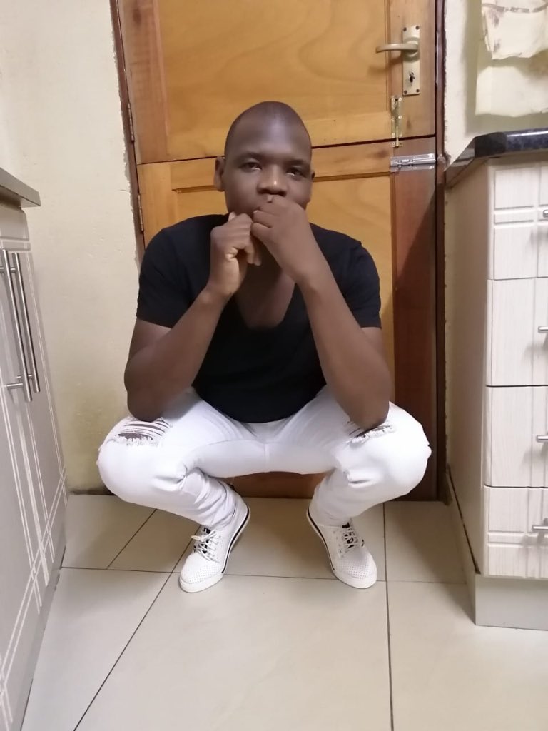 bigfizzo's tweet photo. Come on shimza we wanna party #LockdownHouseParty https://t.co/csTOooywWF