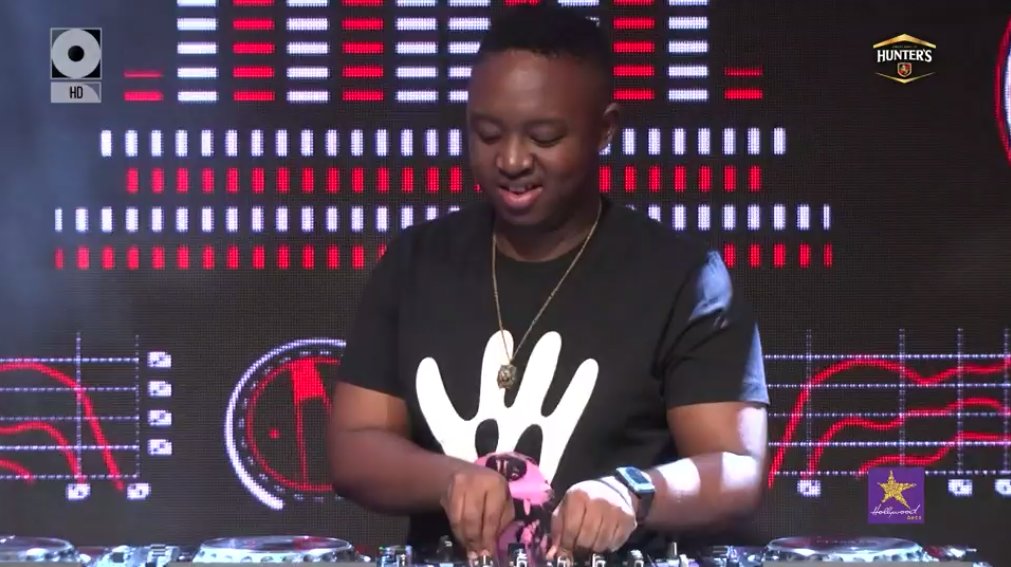 ChannelOTV's tweet photo. Let's dive in the deep! @Shimza01 takes the night's final set on the #LockdownHouseParty, brought to you by @hunterscider in association with #ChannelO

#HuntersRefreshes https://t.co/QXiu7btVA4