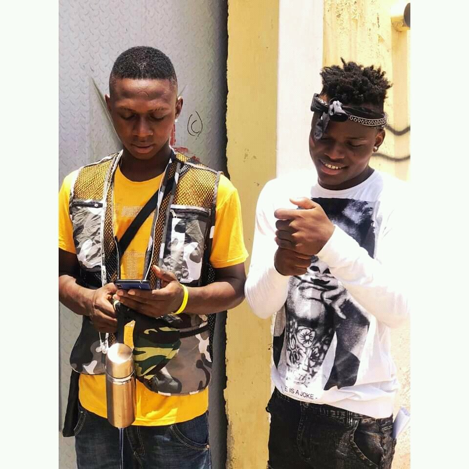 DjKhrizzie's tweet photo. When we were Young😂
#whenwewereyoung challange
#The_Plug🔌 https://t.co/zgUQhf1pN0