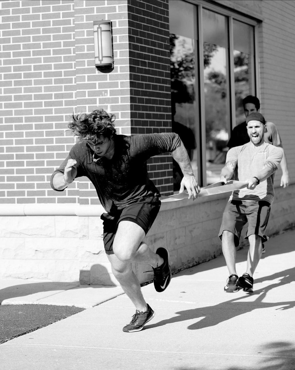 GVNPerformance's tweet photo. Full speed ahead 💨⠀
⠀
Don’t loose focus on what you need to do to keep your goals front &amp; center and stay game ready 💪🏼⠀
⠀
DM us to sign up for our Sports Performance Mobile app w/ video guidance which includes modifications for 🏡 workouts. 
#gvnperformance #GVNwolfpack⠀ https://t.co/SnPZUJ06uc