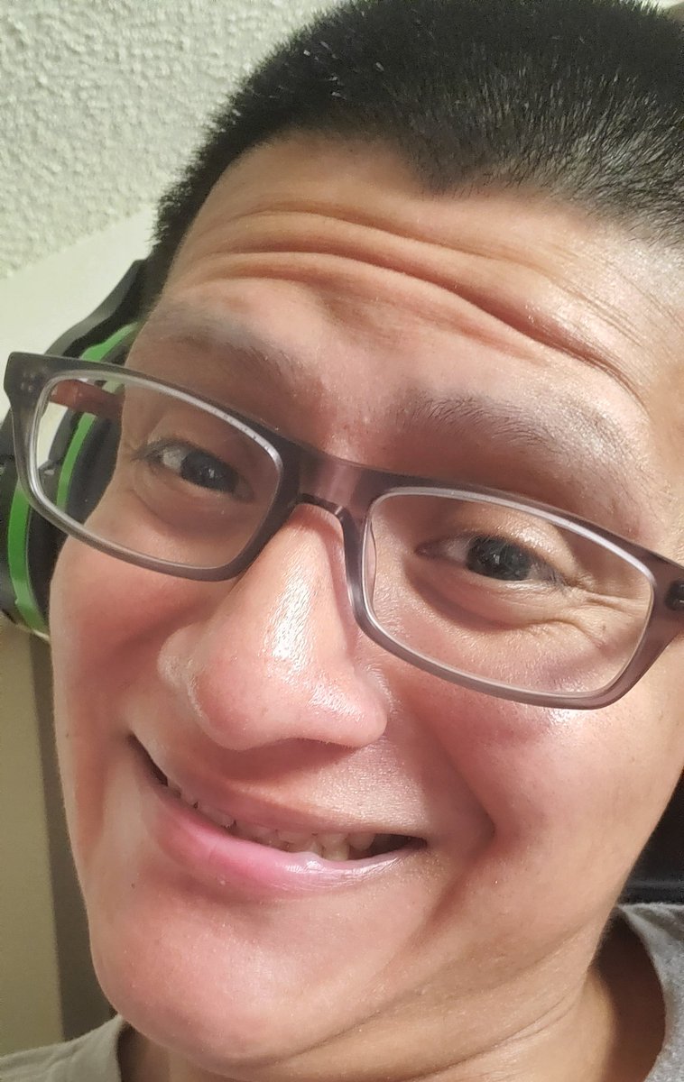 Agentslayer50's tweet photo. It's times friends solo #CODWarzone let's mick butt have fun and a great time ๐๐ฅ๐ฅณ
#TeamB42
#twitch
#supportivestreamer
https://t.co/Nst5cUAV5M https://t.co/kY09ubu6mN