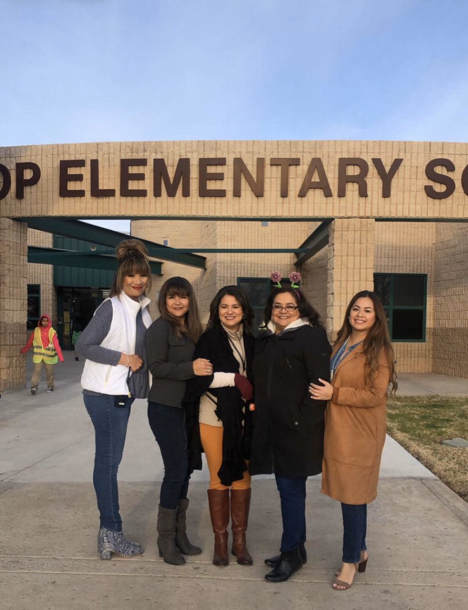 AGonzalez_CAPES's tweet photo. Happy Assistant Principal’s week to an amazing person &amp; AP @SouthLoop_AP  Thank you for everything you do for students &amp; adults! ♥️ Hope to see you in person again soon! 🦅 @SouthLoopES @SouthLoopElem #THEDistrict https://t.co/0WYkVlt01S