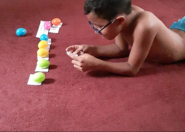 anisadventures's tweet image. Egged students&apos; houses this week with a fun surprise and riddles! It was so great to see students&apos; faces as they saw me driving away! 💜🐣💛 
#adventuresinsecond #onlineadventures #distancelearning #youvebeenegged #betonus #learnitloveitliveit #SomeGoodNews