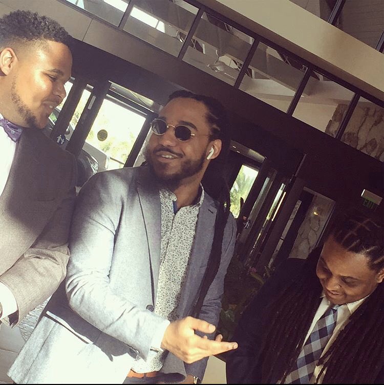 _Cp535's tweet photo. #NationalSiblingsDay https://t.co/aXKrpQMd55