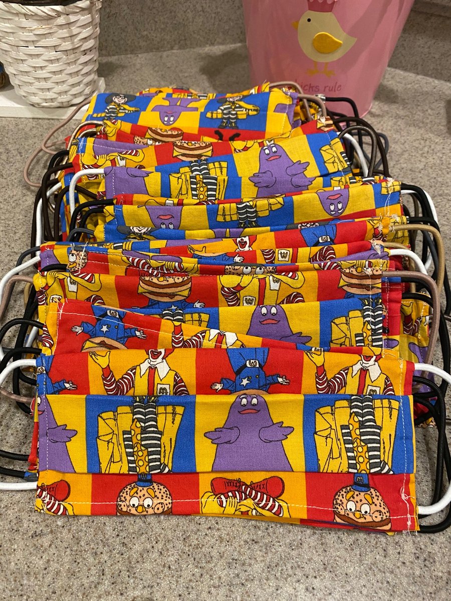 ErlingerJoe's tweet image. Our supply chain team has done an amazing job and secured more than 100M masks for @mcdonalds restaurant employees. Some are arriving now w/ more to follow. Meanwhile I love seeing the creativity of our owner/operators and their DIY masks for their teams until more supply arrives